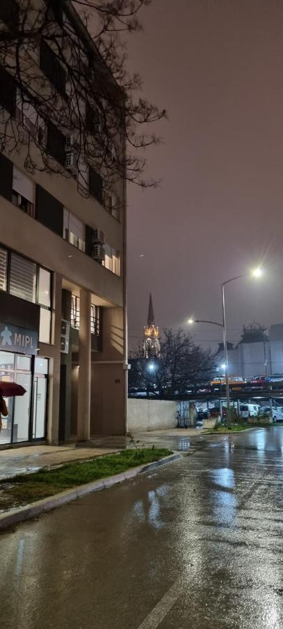Grove II Apartment = Strict City Centre Нови-Сад Экстерьер фото